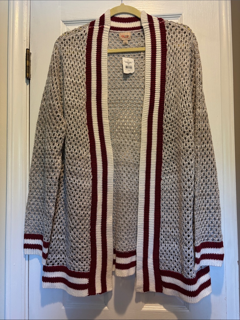 NWT DH Apparel Buckle Metallic Open Stitch Varsity Cardigan Sweater Large Silver